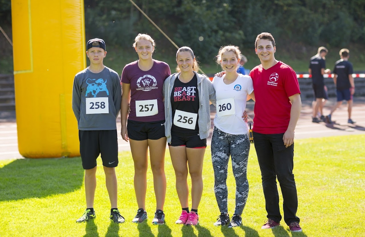 Bild vom 9. Benefizlauf im Jahr 2016. Dies ist das 113. Bild.